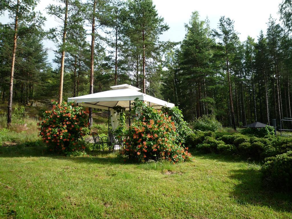 Leena'S B&B Degerby Bagian luar foto